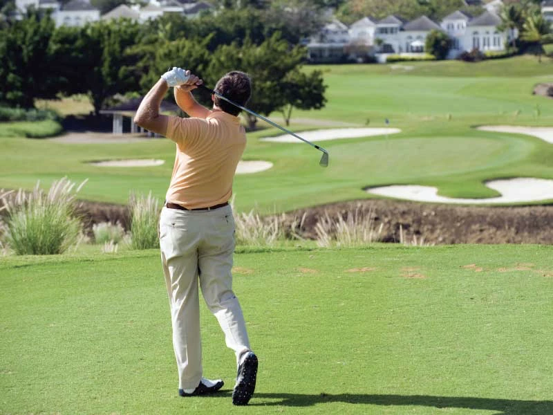 A golfer needs treatment for his sports injuries from lubbock, tx's dr. Brett chavez, d. C.